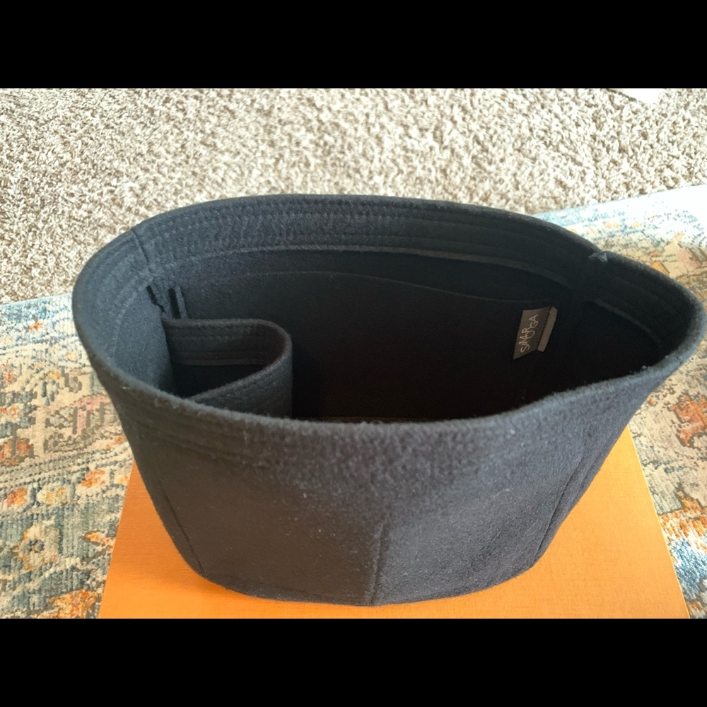 Felt insert organizer for urban backpack large